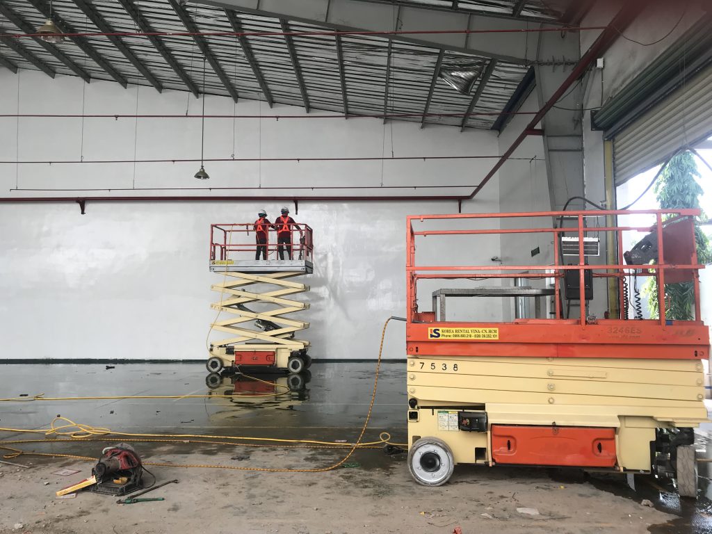 rửa nhà xưởng