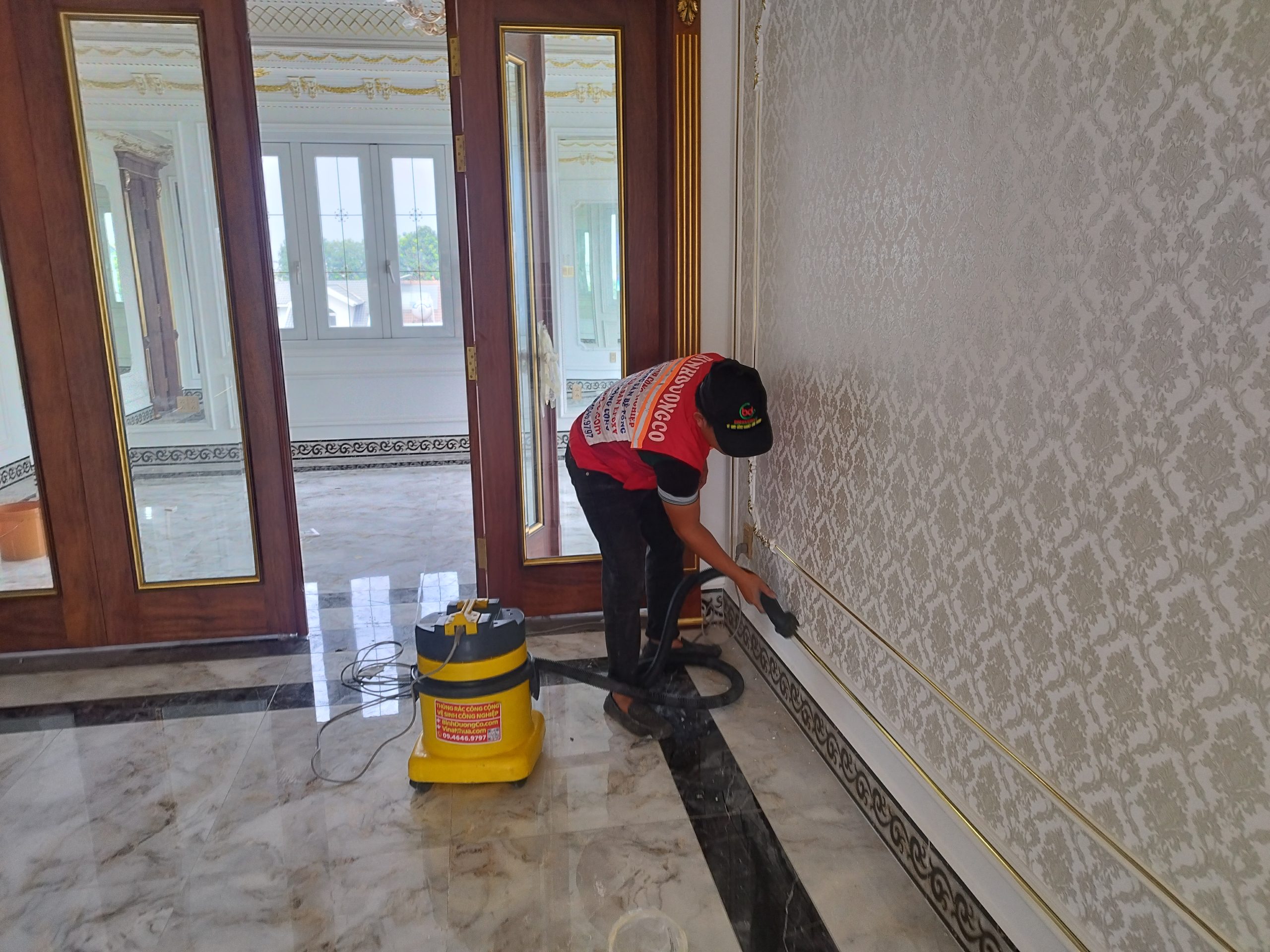 Dịch Vụ Vệ Sinh Nhà Cửa Tại Bình Dương