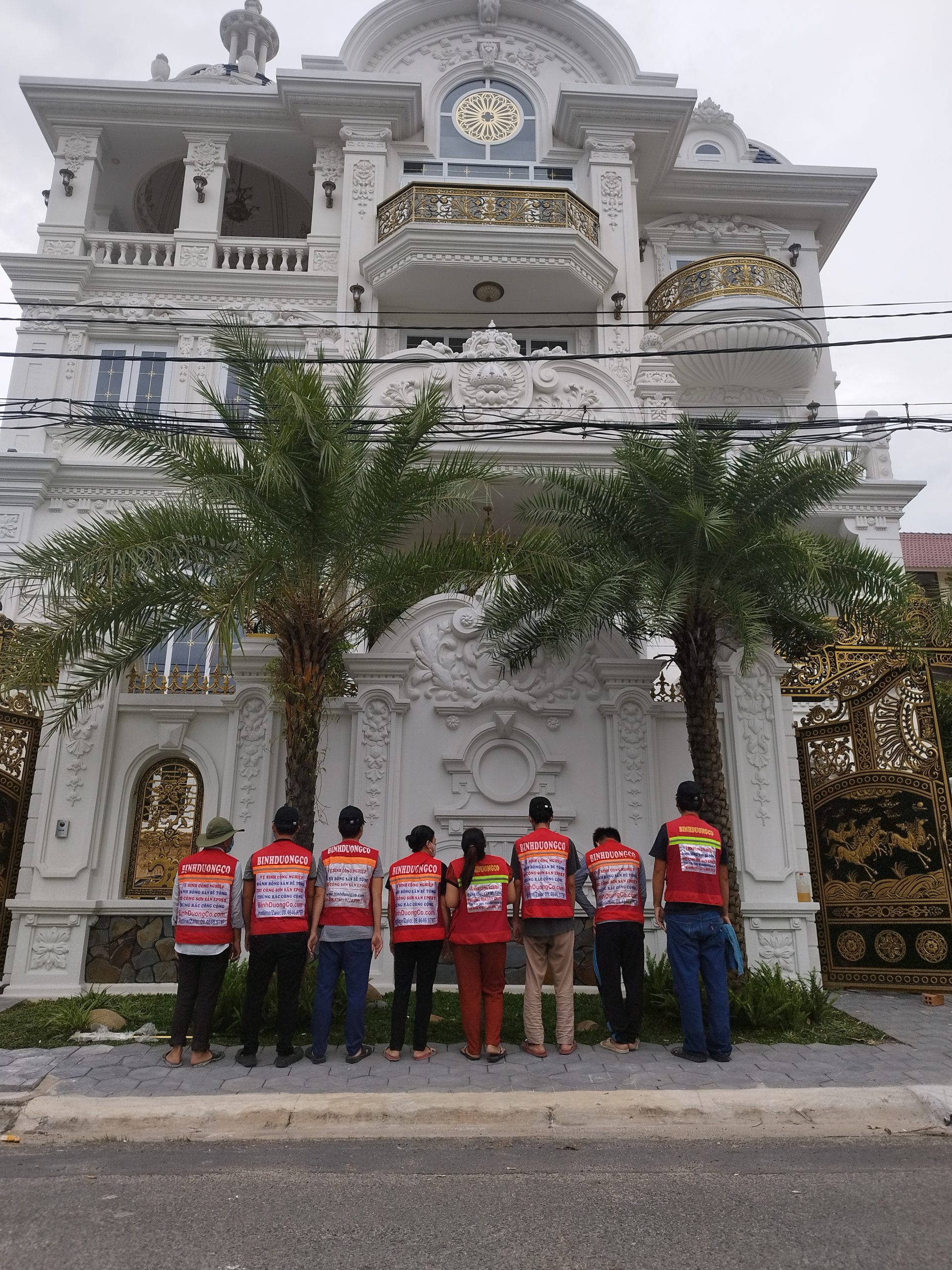 Bảng giá Dịch vụ vệ sinh nhà cửa Bình Dương