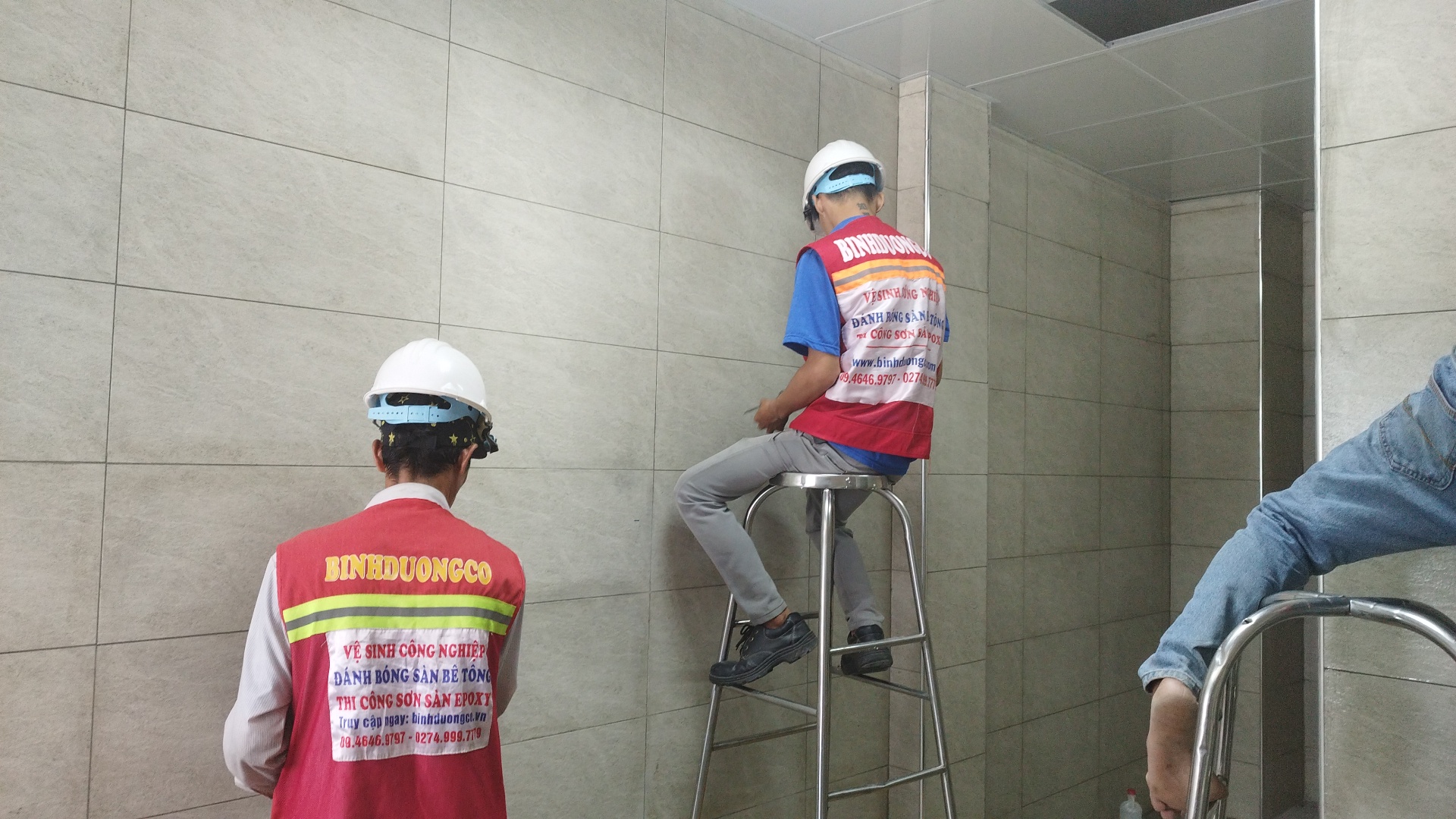 Dịch Vụ Vệ Sinh Công Nghiệp Bình Dương